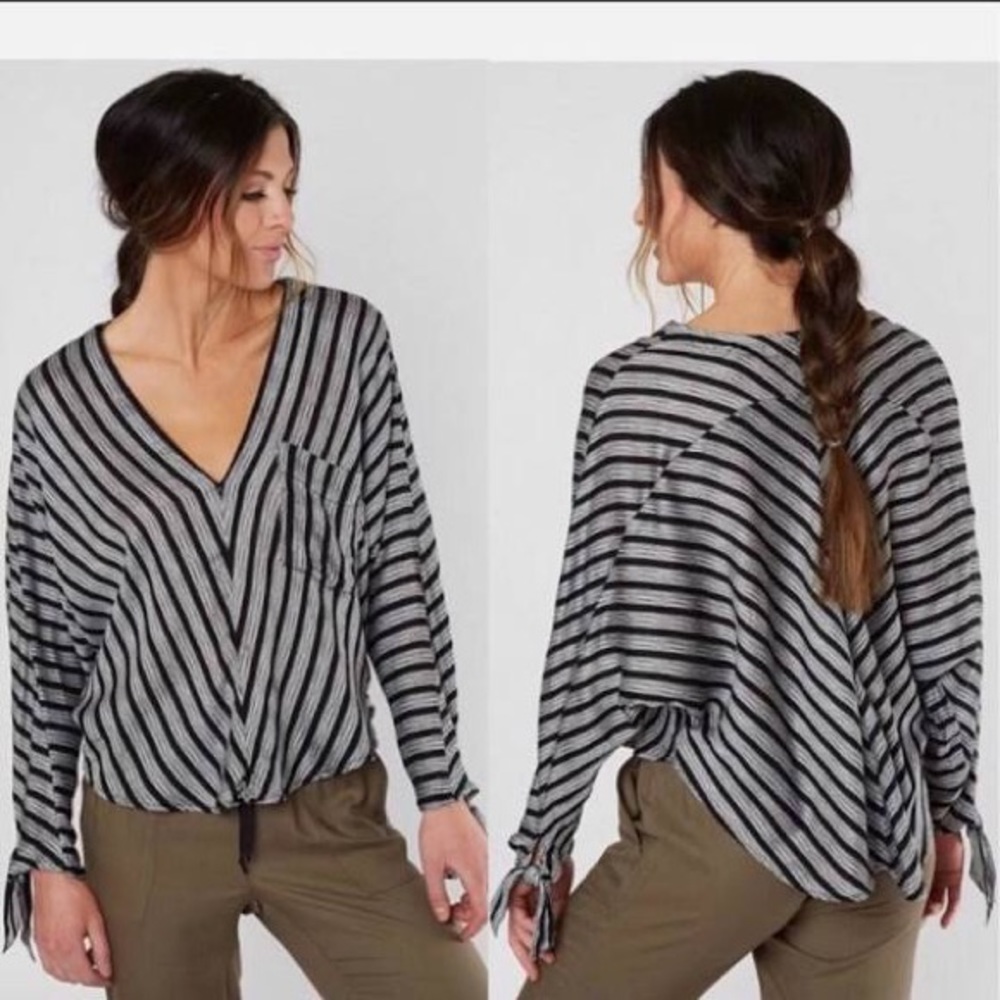 Free people v neck